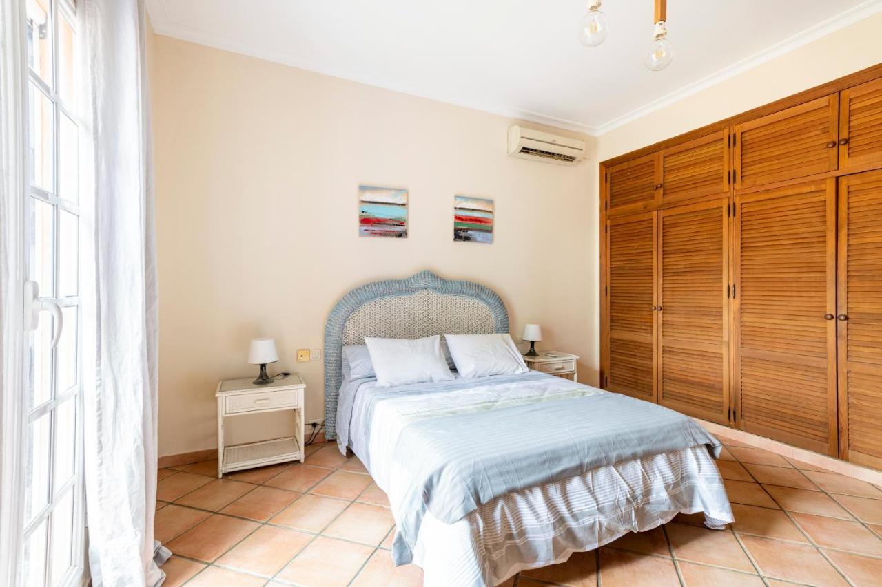 Villa Laforge Carmona  Extérieur photo